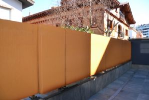  Corten altzairuko finkaren itxitura