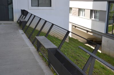 Barandilla de hierro en Donostia-San Sebastián para cerramiento de terraza